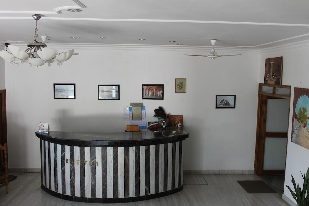 Hotel Isabel Palace Khajuraho Ngoại thất bức ảnh