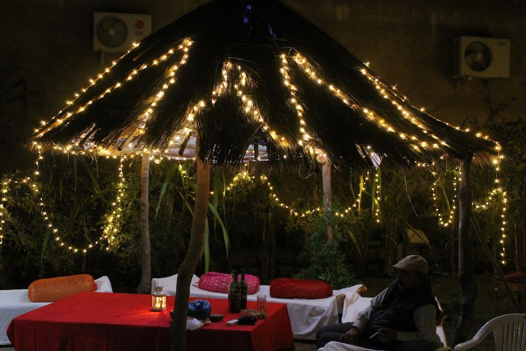 Hotel Isabel Palace Khajuraho Ngoại thất bức ảnh