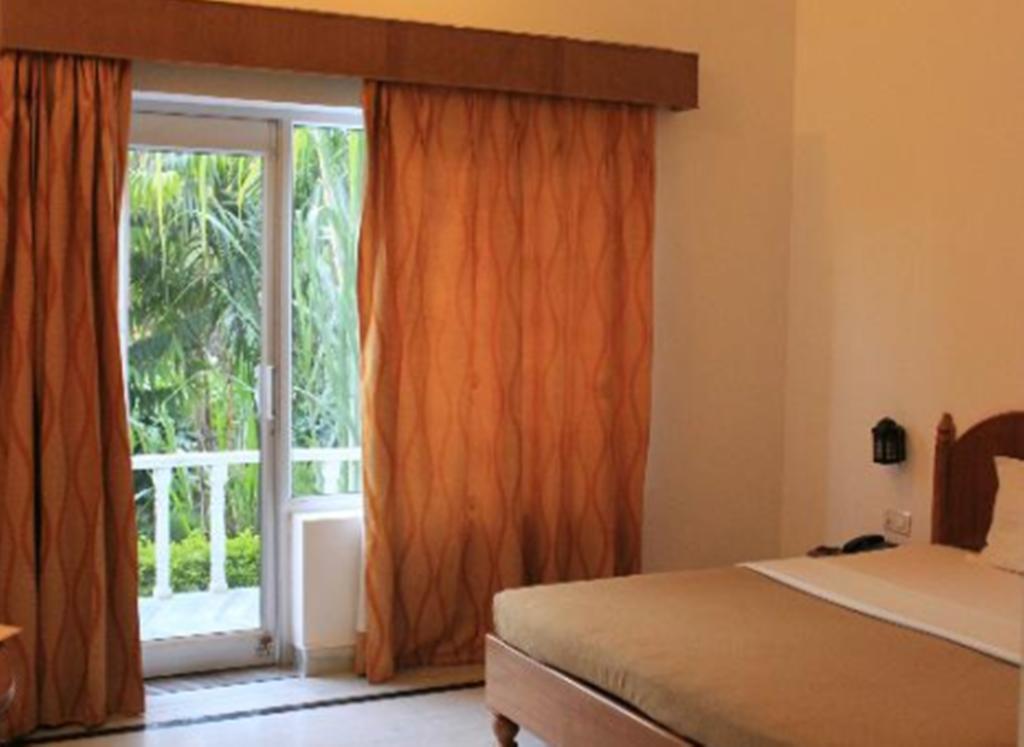 Hotel Isabel Palace Khajuraho Phòng bức ảnh
